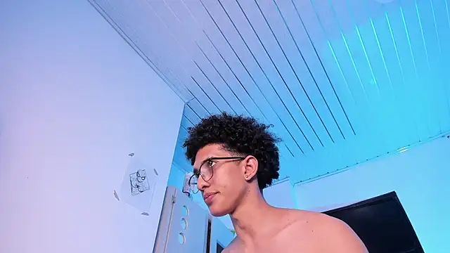Cj_davis_ Adlı Modelin Web Kamerası Şovu