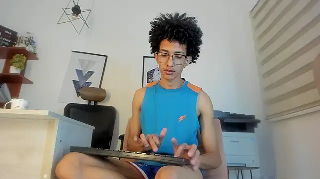 Chat +18 de Cj_davis_ ao vivo
