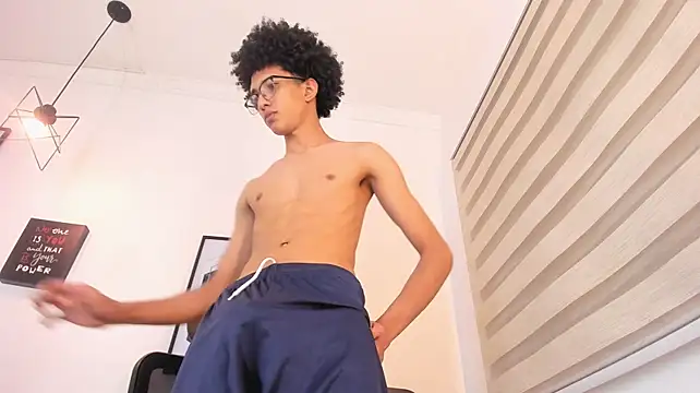 Cj_davis_ Adlı Modelin Canlı XXX Sohbeti