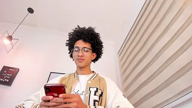 Pokazy przed kamerką – Cj_davis_