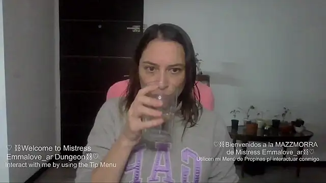 Webkamerová show argeisha