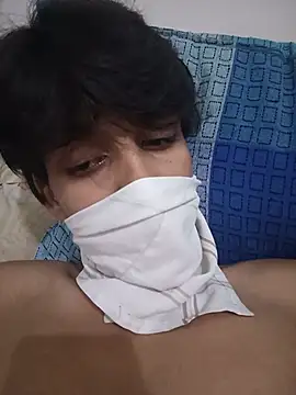 silverarmy5 Show in webcam