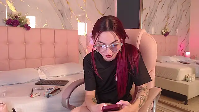 Red_kytty6's Live XXX Chat