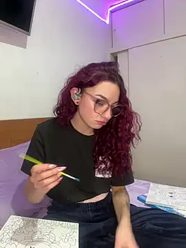 צ'אט XXX בשידור חי של Red_kytty6