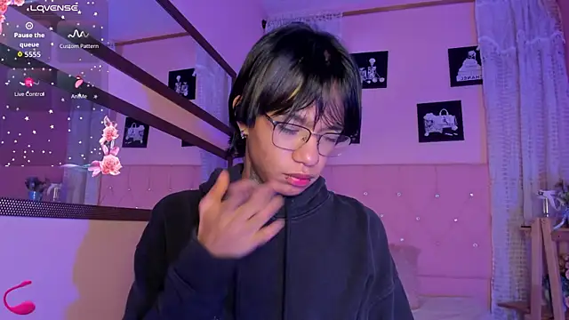 Liam_evvan Pertunjukan Webcam