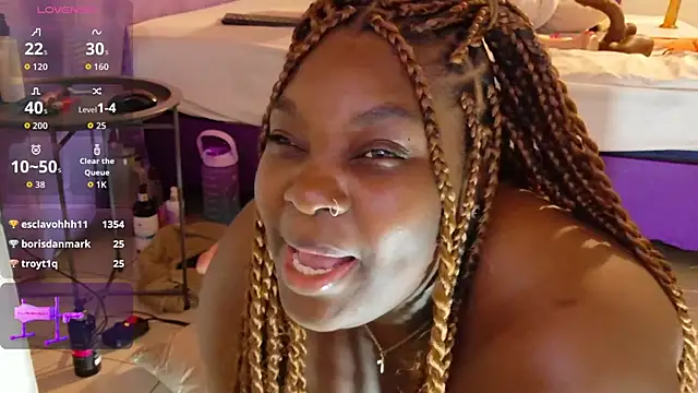 ebony_NeighborMoans 라이브 XXX 채팅