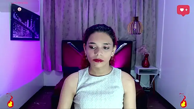 luisa__torres 现场XXX聊天