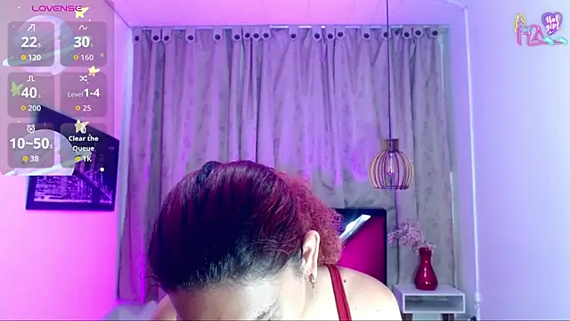 Show de luisa__torres na webcam