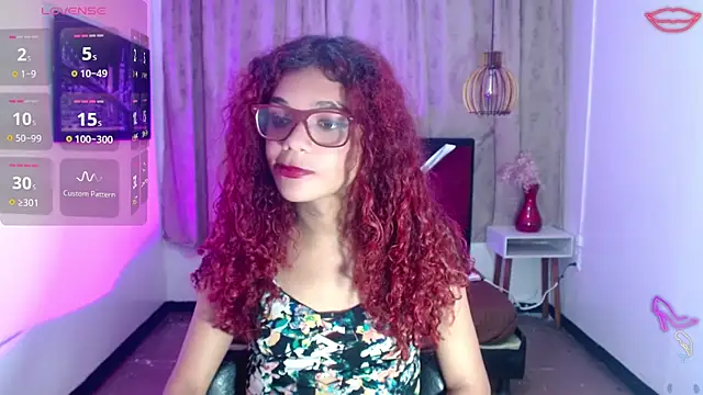 luisa__torres Adlı Modelin Web Kamerası Şovu