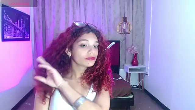 luisa__torres ওয়েবক্যাম শো