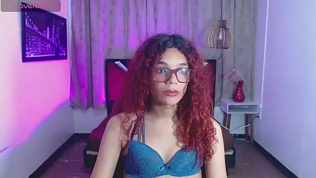 luisa__torres Adlı Modelin Web Kamerası Şovu