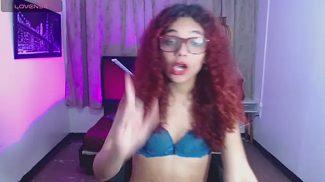 luisa__torres Show in webcam