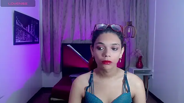 luisa__torres Шоу с уебкамера