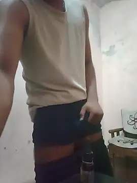 hornyboywithabs ওয়েবক্যাম শো