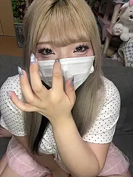 risa_cute webcam show