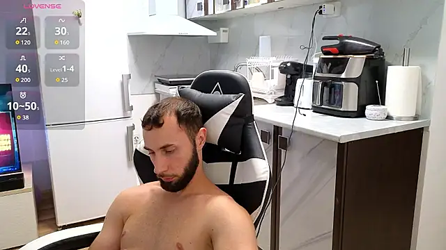 RyanStorm_ Webcam-Show