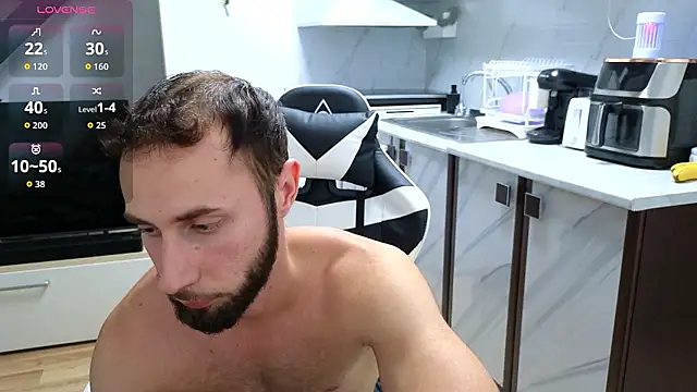 Pokazy przed kamerką – RyanStorm_