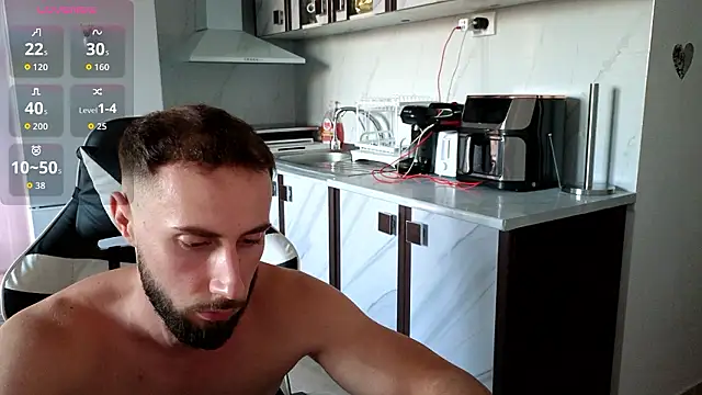 XXX chat uživo modela RyanStorm_