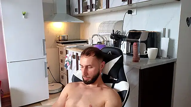 RyanStorm_ Webcam-Show