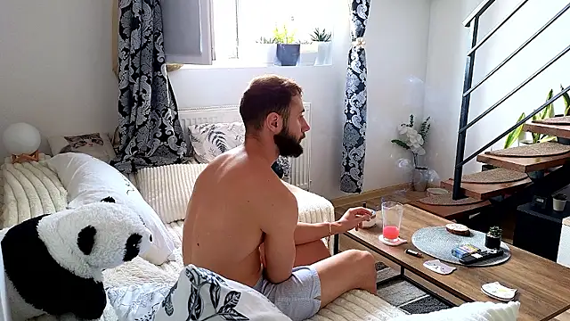 RyanStorm_ Webcam-Show