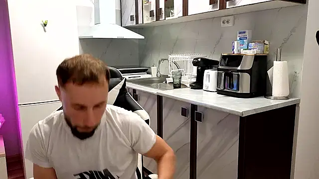 RyanStorm_n Webbikameraesitys
