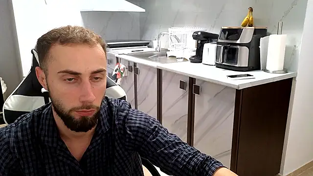 عرض كام RyanStorm_