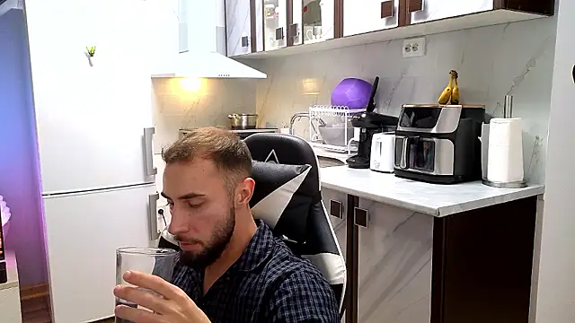 RyanStorm_ Webcam show