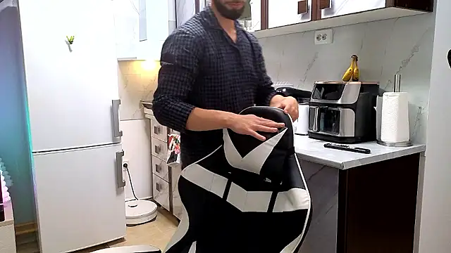 RyanStorm_ 在線直播表演