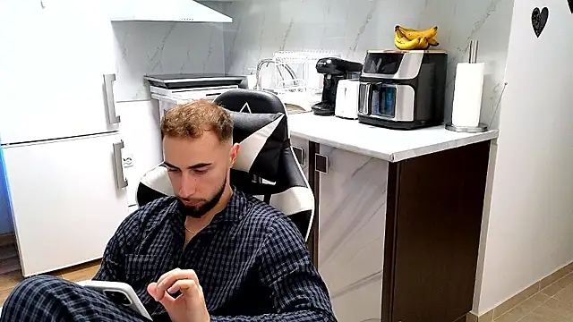 RyanStorm_ Webcam Show