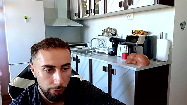 RyanStorm_ Webcam Show