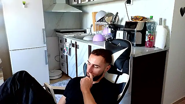 RyanStorm_ Webcam show