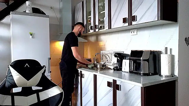 عرض كام RyanStorm_
