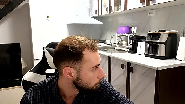 הופעת וובקאם של RyanStorm_