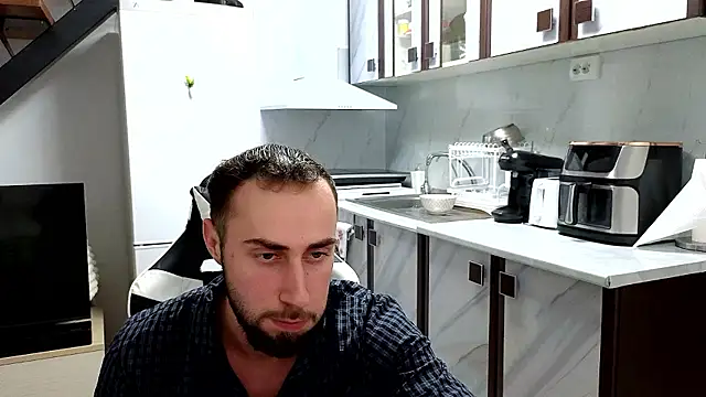 Pokazy przed kamerką – RyanStorm_