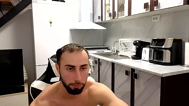 RyanStorm_ Adlı Modelin Canlı XXX Sohbeti