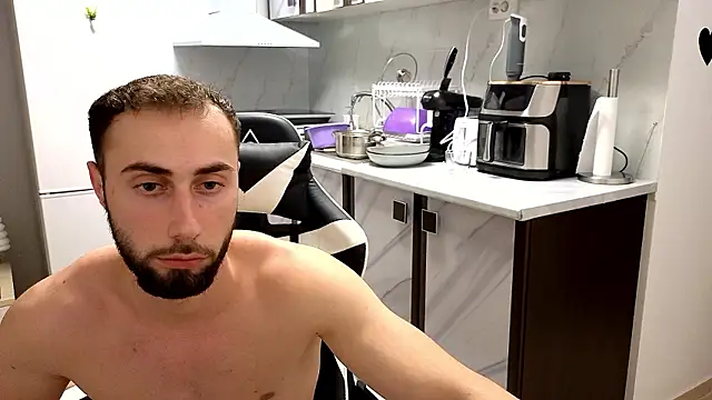 RyanStorm_ Chat XXX offline