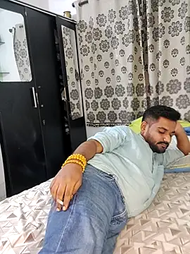 avi007p's Webcam Show