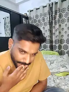 avi007p's Webcam Show