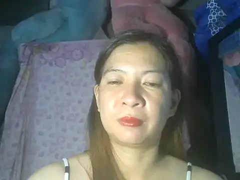 Prettymauixx Pertunjukan Webcam