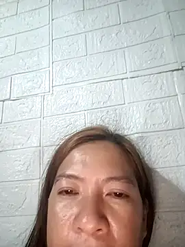 Prettymauixx's Live XXX Chat