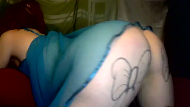 NaughtyIzzy4U Show Webcam