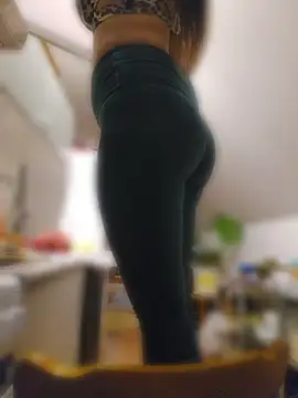 TheNaturalistX Webcam-Show
