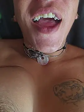 Онлайн чат XXX Delish_Lilith