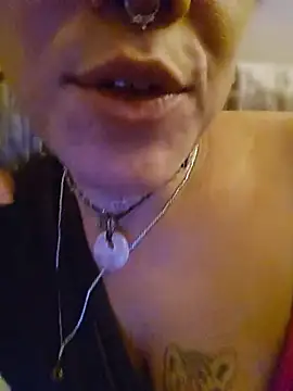 Delish_Lilith's Live Sex Cam Show