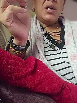 Delish_Lilith Show in webcam