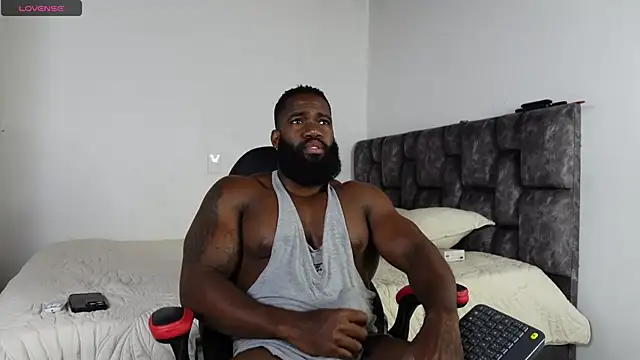 Show modela james_musclebbc na web-kameri