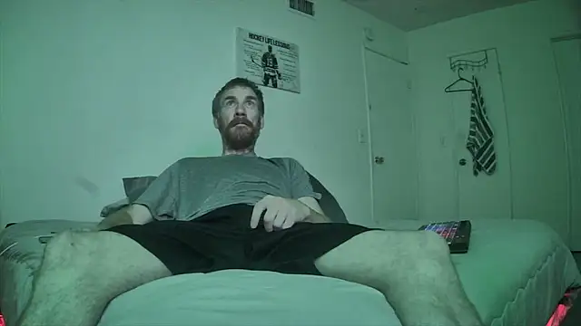 Tiggitytomociti's Webcam Show
