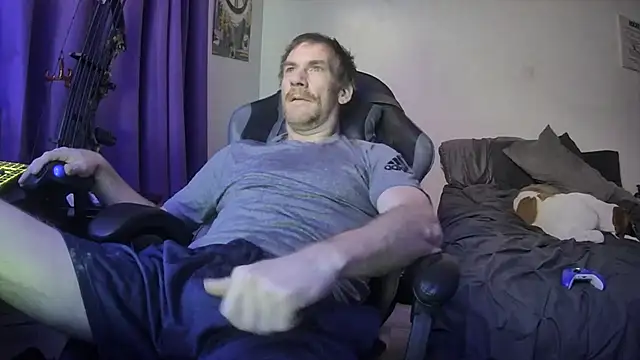Tiggitytomociti: вебкам-шоу