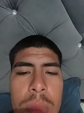 Luisfenaso webkamerás műsora