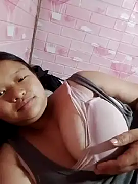 แชท XXX สดของ Miu-beobeo